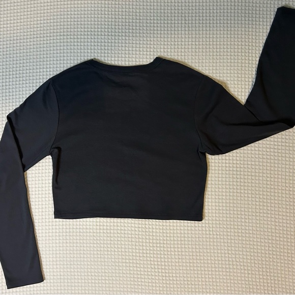 NWOT Pink Floyd Long Sleeve Crop Top - Picture 5 of 16